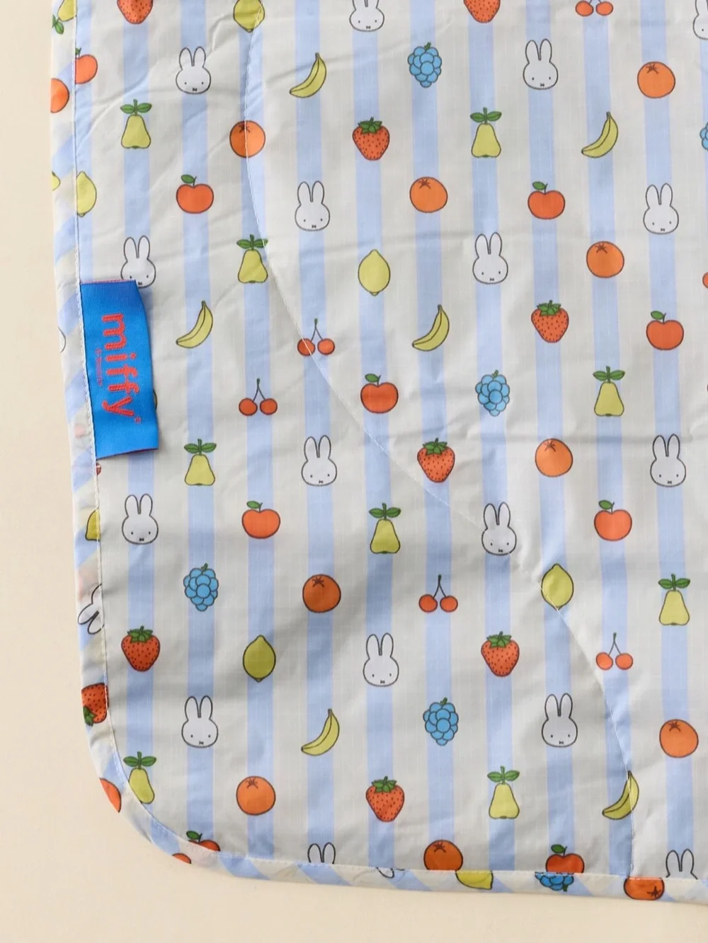 BAGGU Miffy Puffy Picnic Blanket with Fruit & Miffy Icons - Light Blue & White